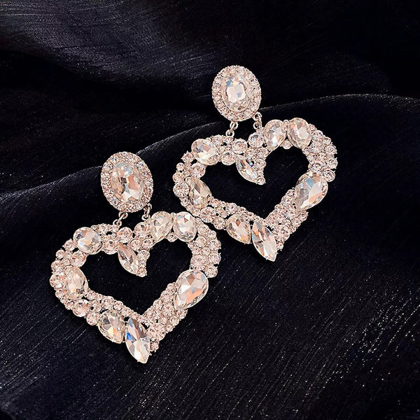 Luxury heart rhinestone detail fashion earrings